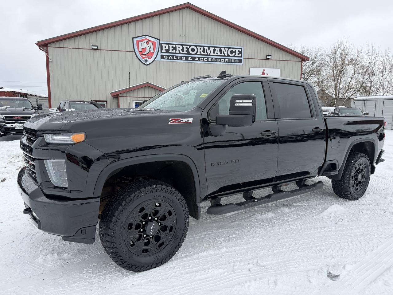 2021 Chevrolet SILVERADO 2500HD 4WD Crew Cab 159  LTZ Photo2