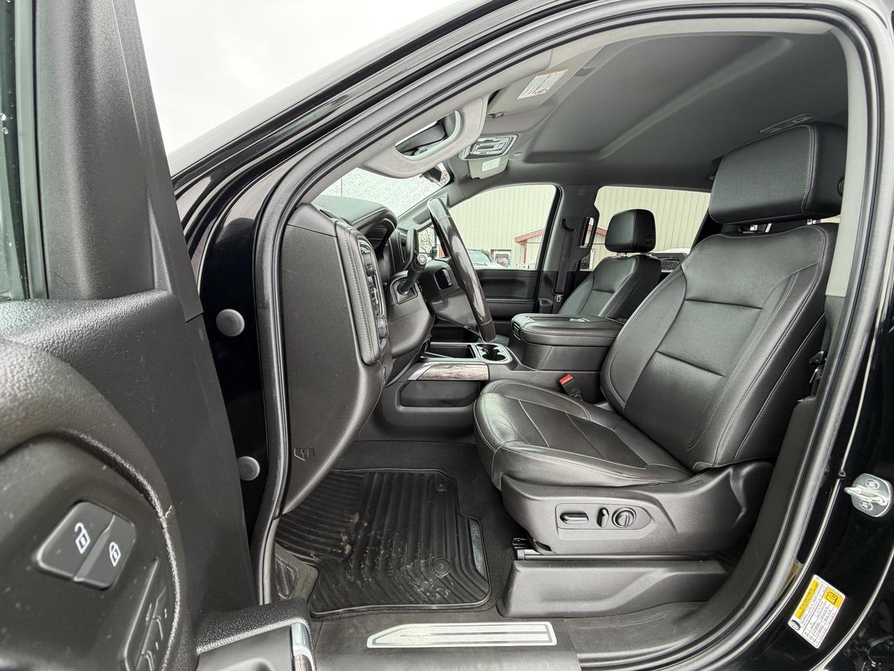 2021 Chevrolet SILVERADO 2500HD 4WD Crew Cab 159  LTZ Photo