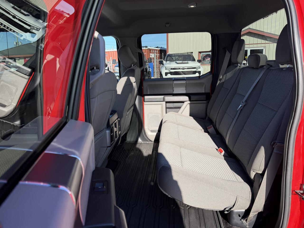 2020 Ford F-150 XLT 4WD SuperCrew 5.5' Box Photo