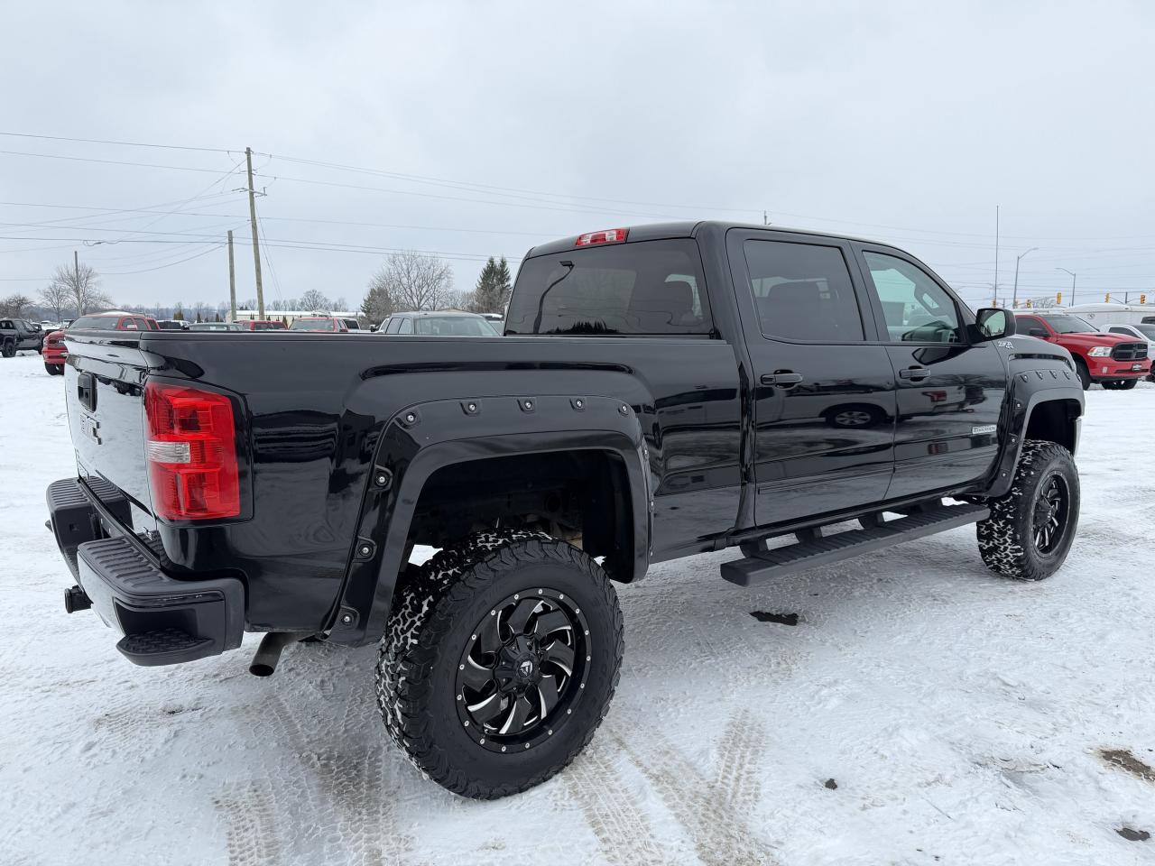 2017 GMC Sierra 1500 4WD Crew Cab 153.0  SLE Photo
