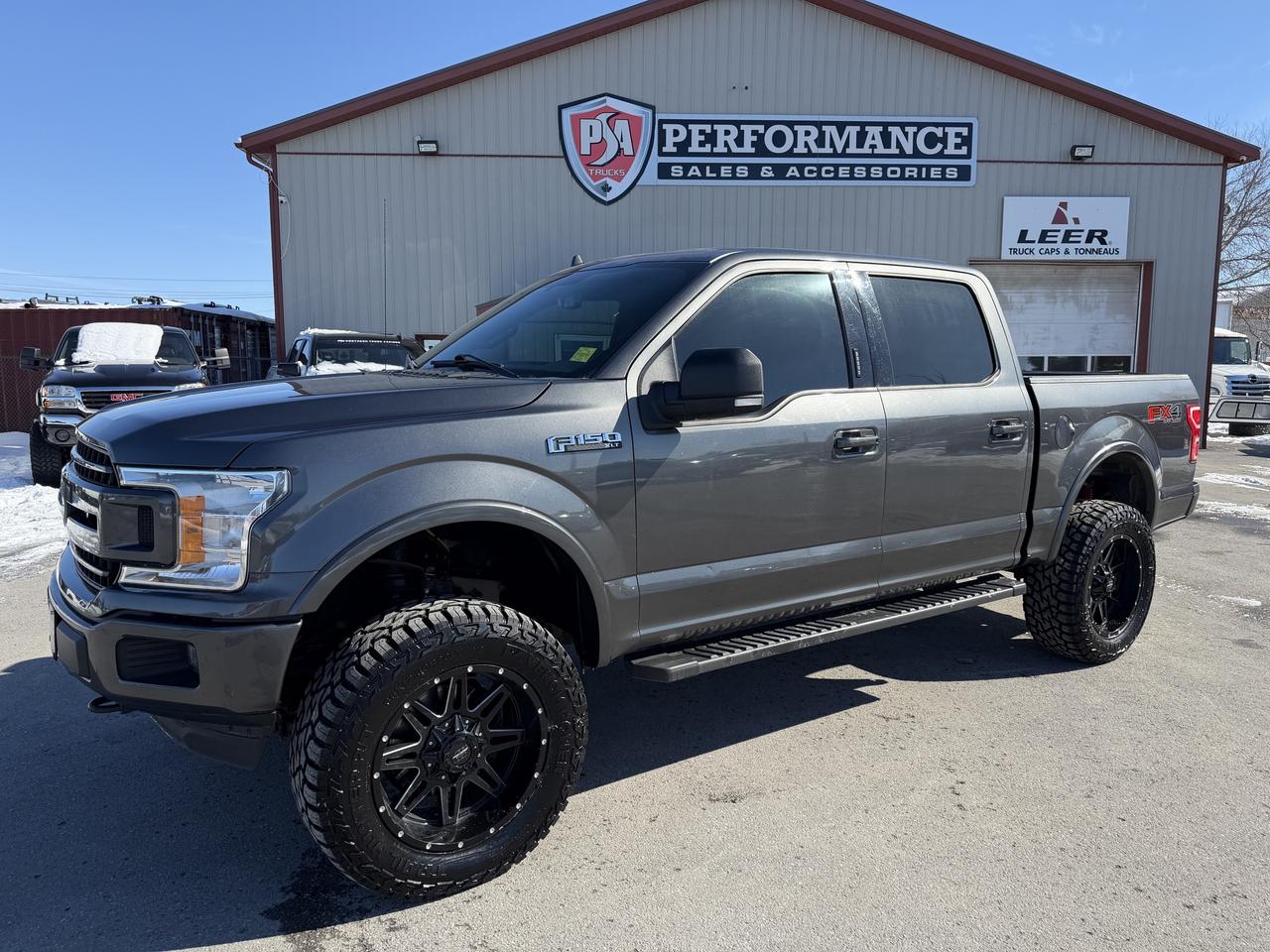 2018 Ford F-150 XLT 4WD SuperCrew 5.5' Box Photo2