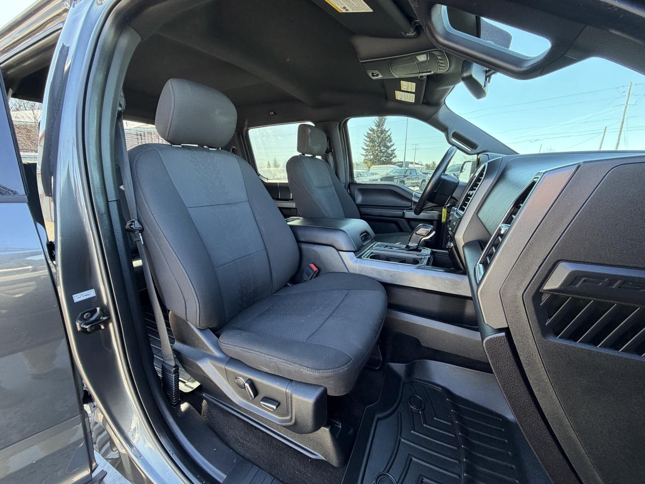 2018 Ford F-150 XLT 4WD SuperCrew 5.5' Box Photo