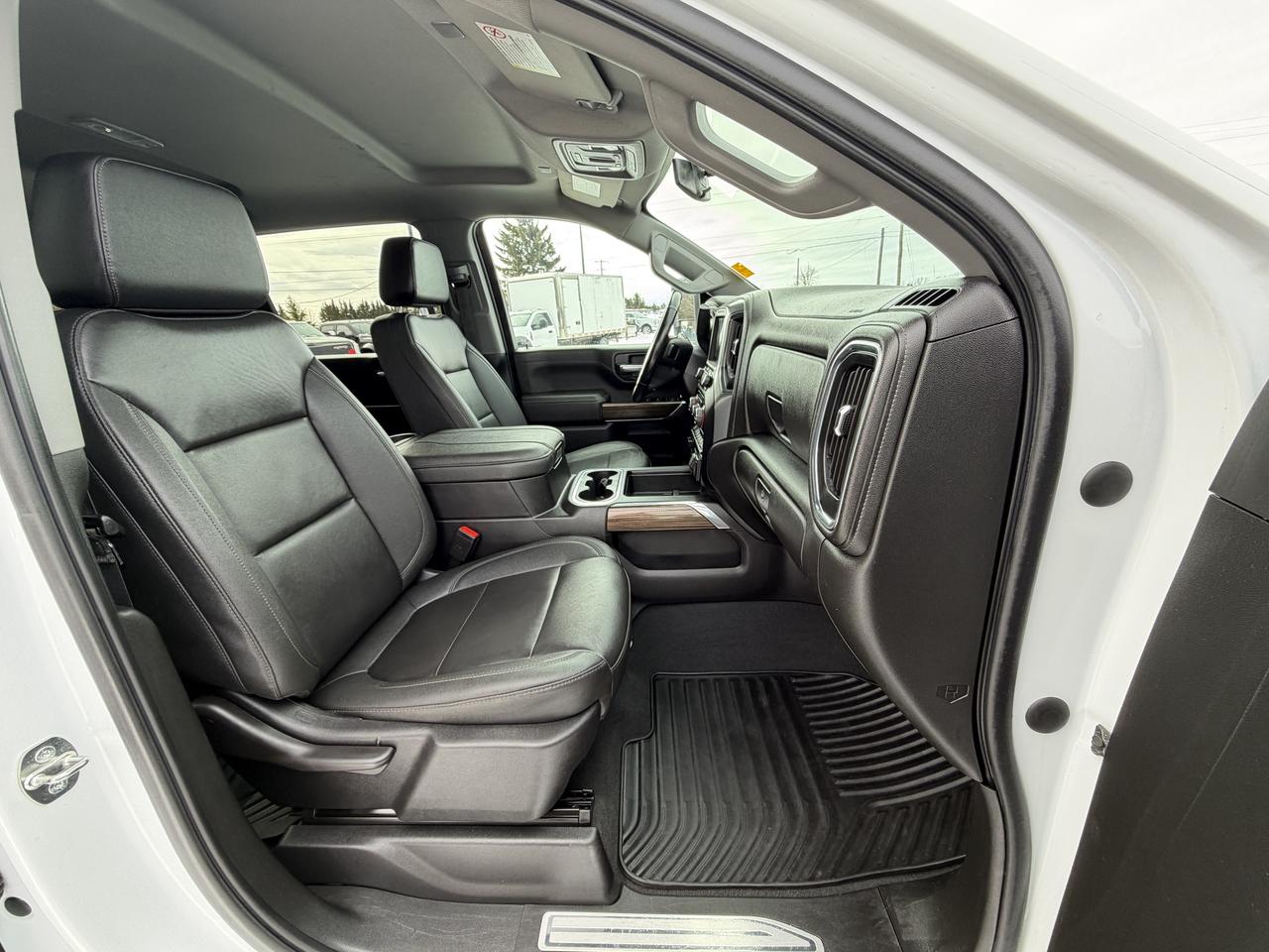 2023 Chevrolet Silverado 3500HD 4WD Crew Cab 172  LT Photo