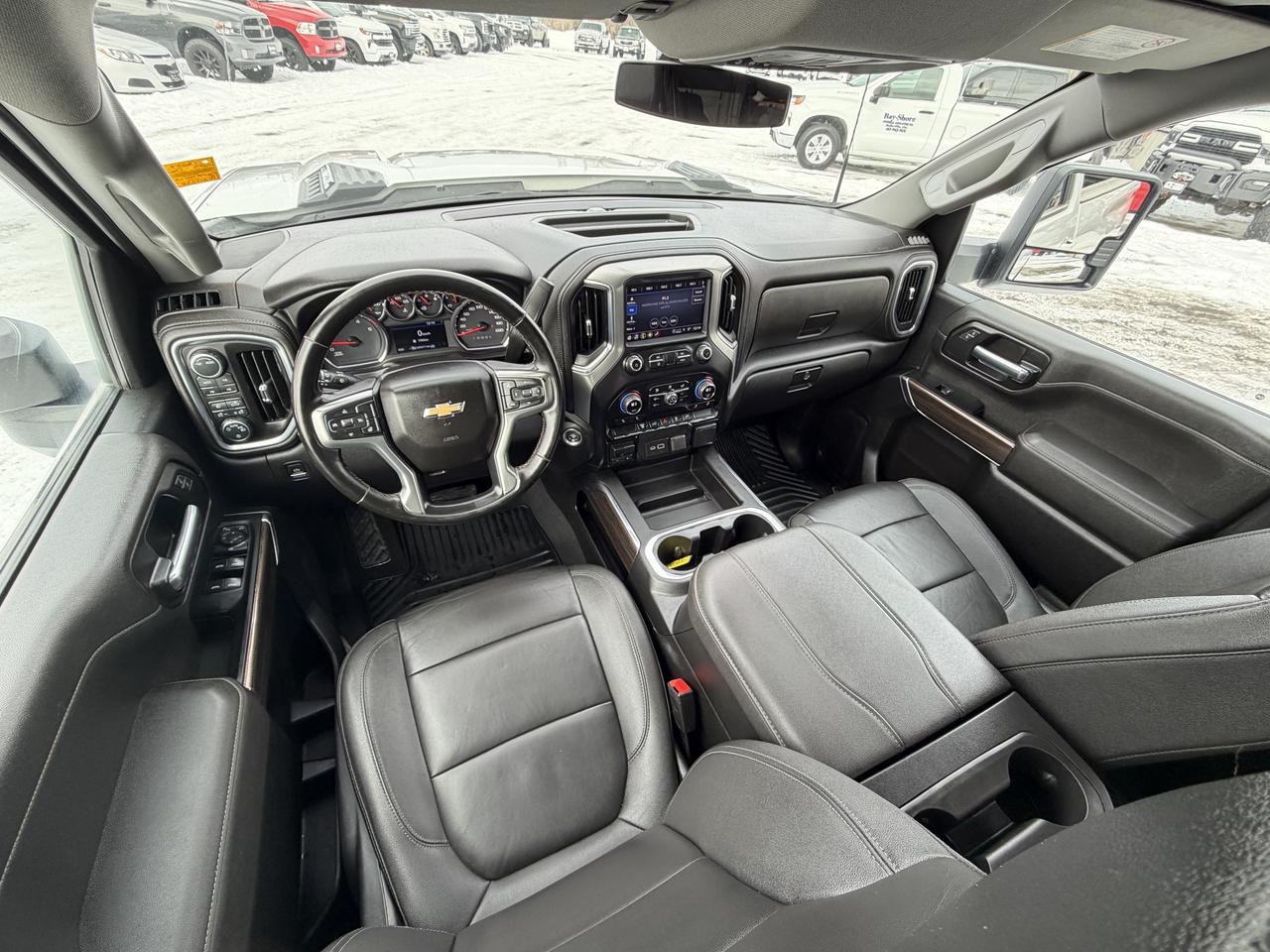 2023 Chevrolet Silverado 3500HD 4WD Crew Cab 172  LT Photo