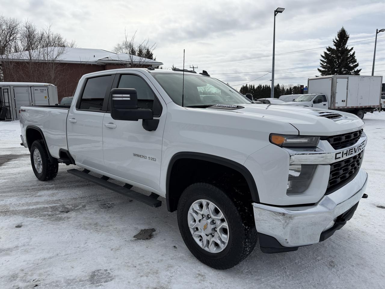 2023 Chevrolet Silverado 3500HD 4WD Crew Cab 172  LT Photo