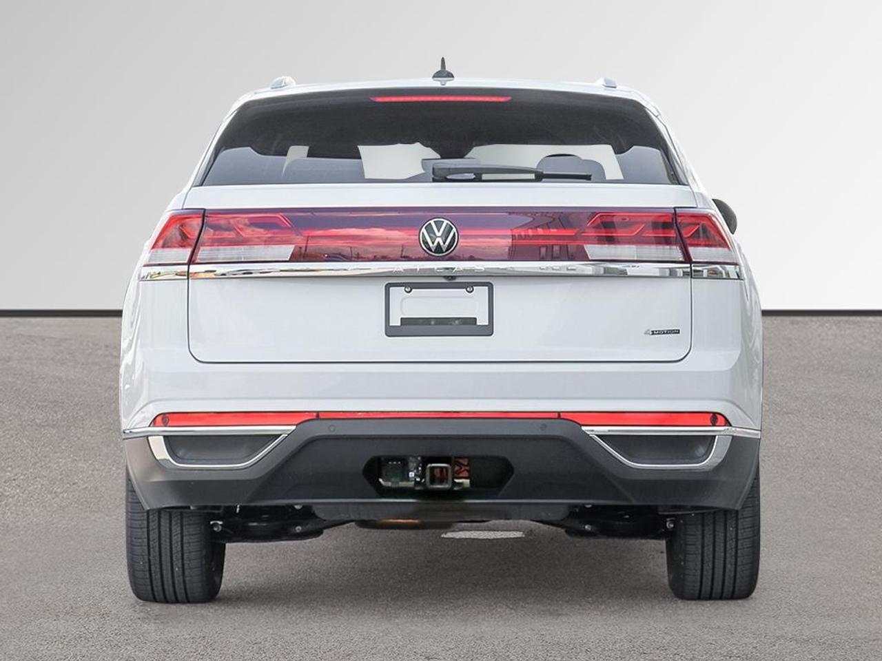 2025 Volkswagen Atlas Cross Sport Highline Black Wheel Package / Oryx White Pearl / Photo4