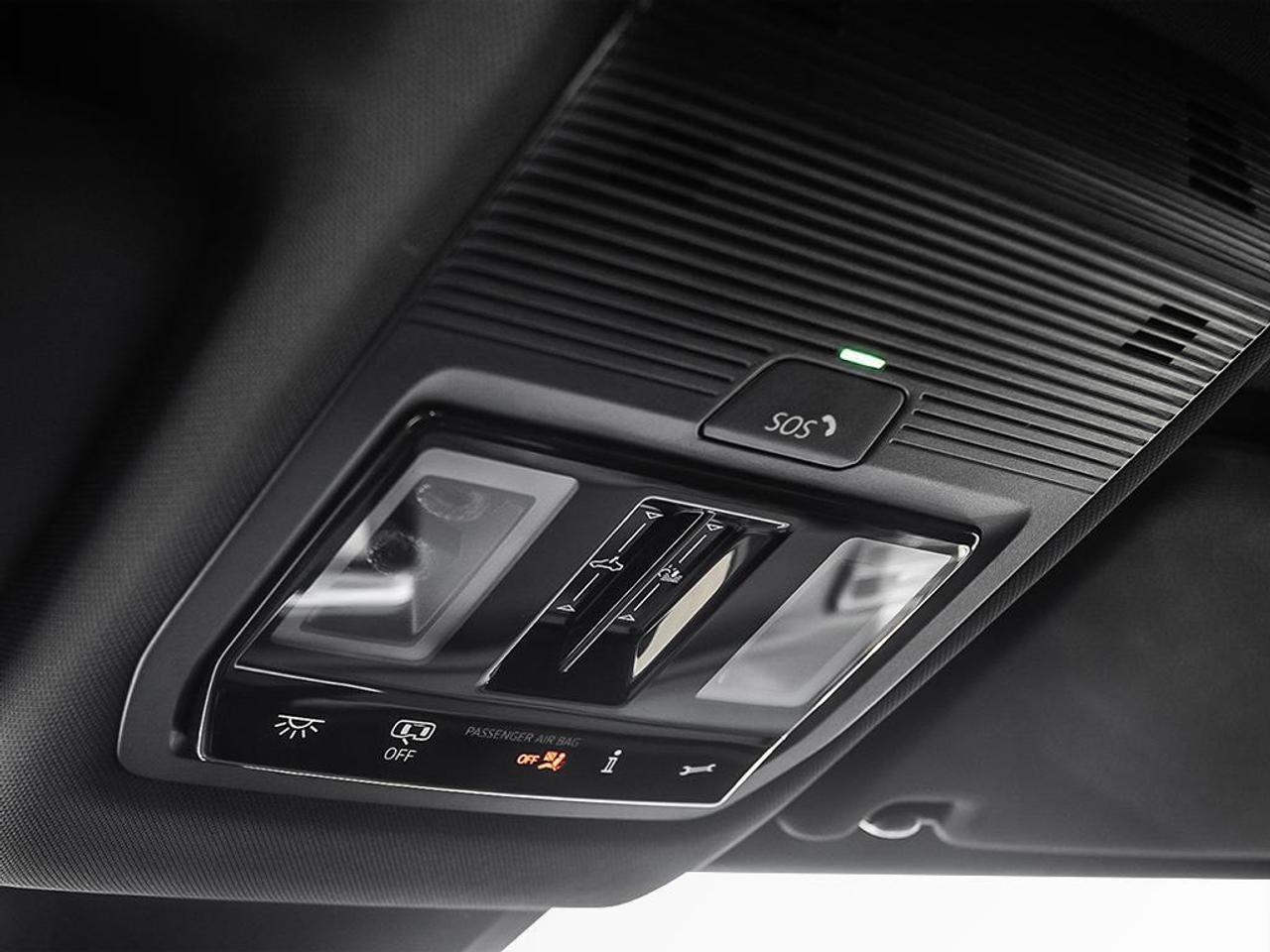 2025 Volkswagen Atlas Cross Sport Highline Black Wheel Package / Oryx White Pearl / Photo