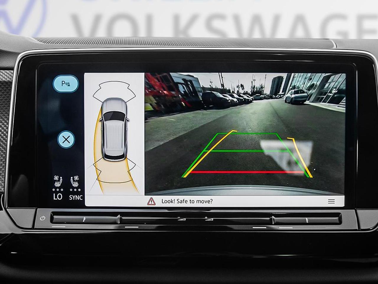 2025 Volkswagen Atlas Cross Sport Highline Black Wheel Package / Oryx White Pearl / Photo