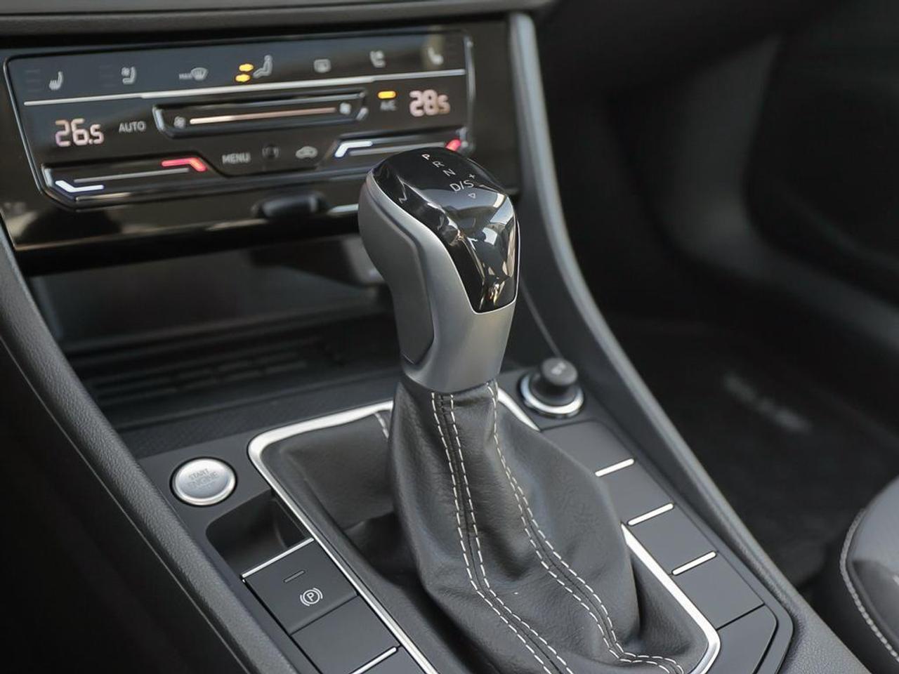 2025 Volkswagen Jetta Highline Dynamic Headlights   Remote Start / Photo