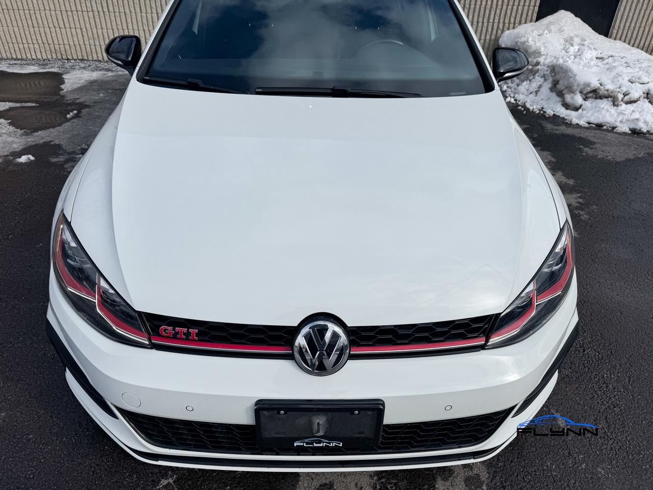 2018 Volkswagen Golf GTI SE 6A 4-Door Autobahn, One Owner Photo
