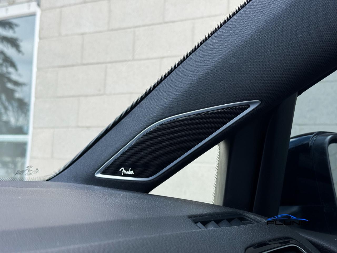 2018 Volkswagen Golf GTI SE 6A 4-Door Autobahn, One Owner Photo