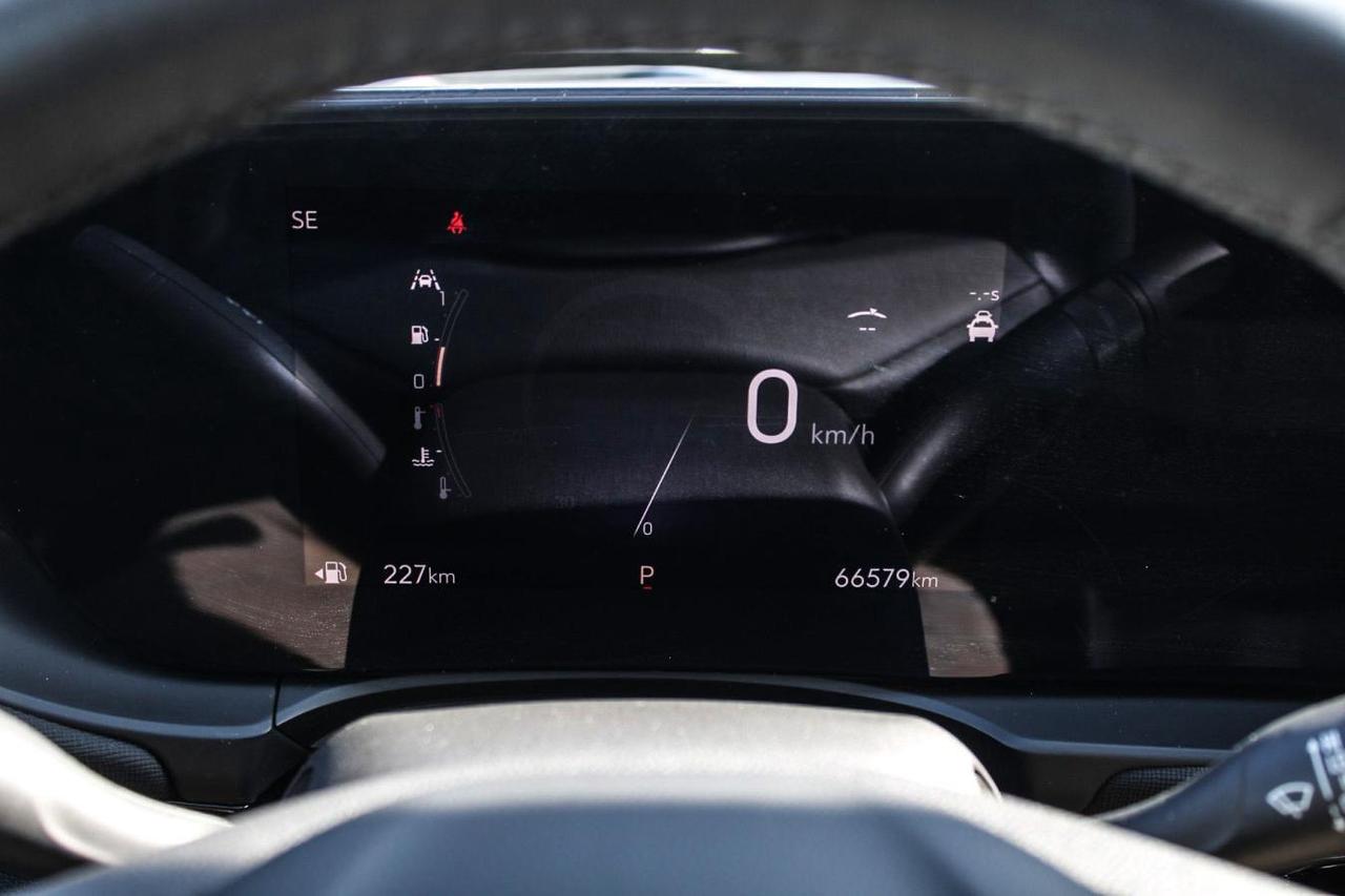 2025 Buick Envista Sport Touring ST  SiriusXM BkpCam HtdSeats Photo