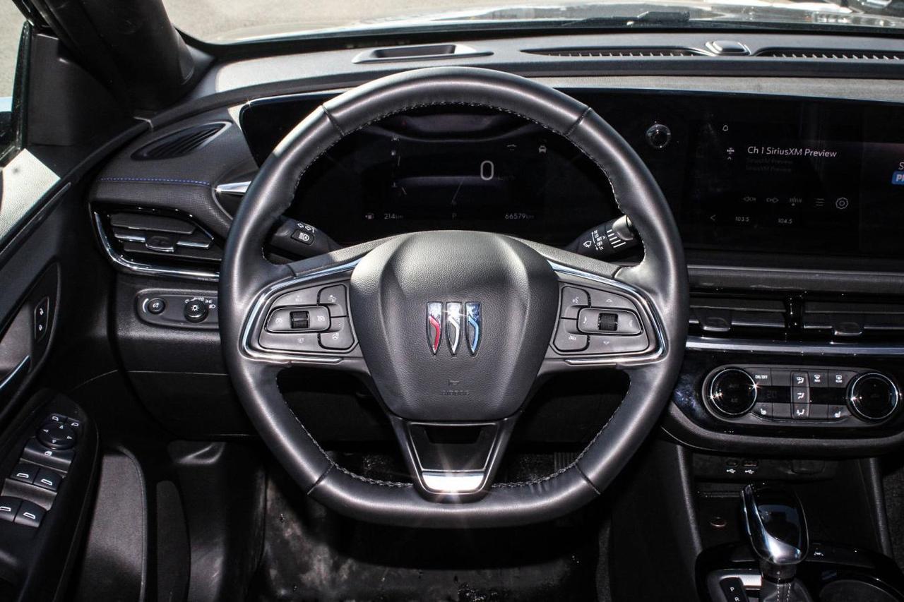 2025 Buick Envista Sport Touring ST  SiriusXM BkpCam HtdSeats Photo
