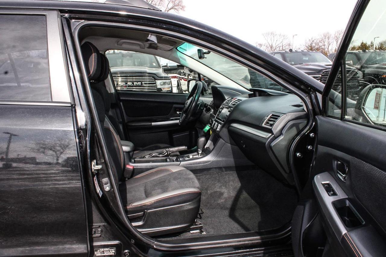 2017 Subaru Crosstrek Premium AWD  SiriusXM BkpCam HtdSeats Photo