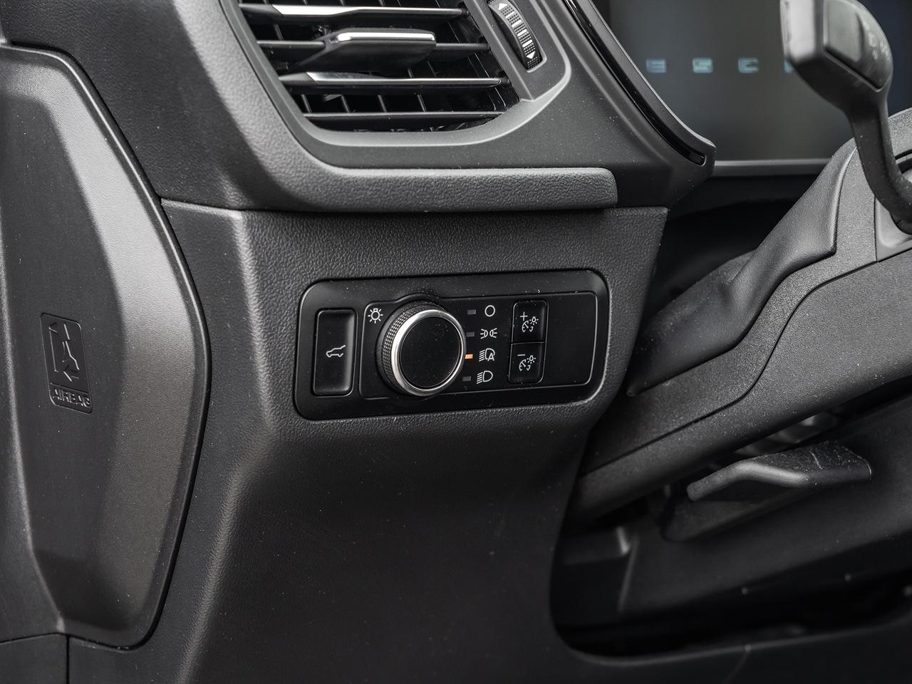 2024 Ford Escape ST-Line AWD  NAVI  BACK UP CAMERA  LOW KMS Photo