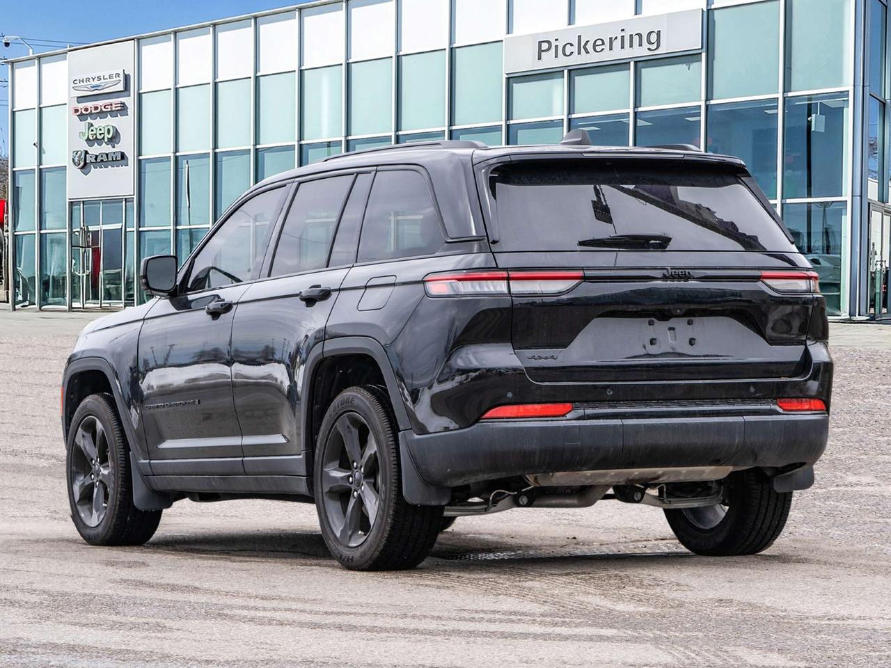 2025 Jeep Grand Cherokee Altitude 4x4  ROOF  NAVI  LOW KMS Photo
