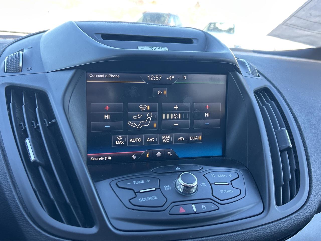 2014 Ford Escape SE AWD   Nav.   Heated Seats   Power Tailgate Photo