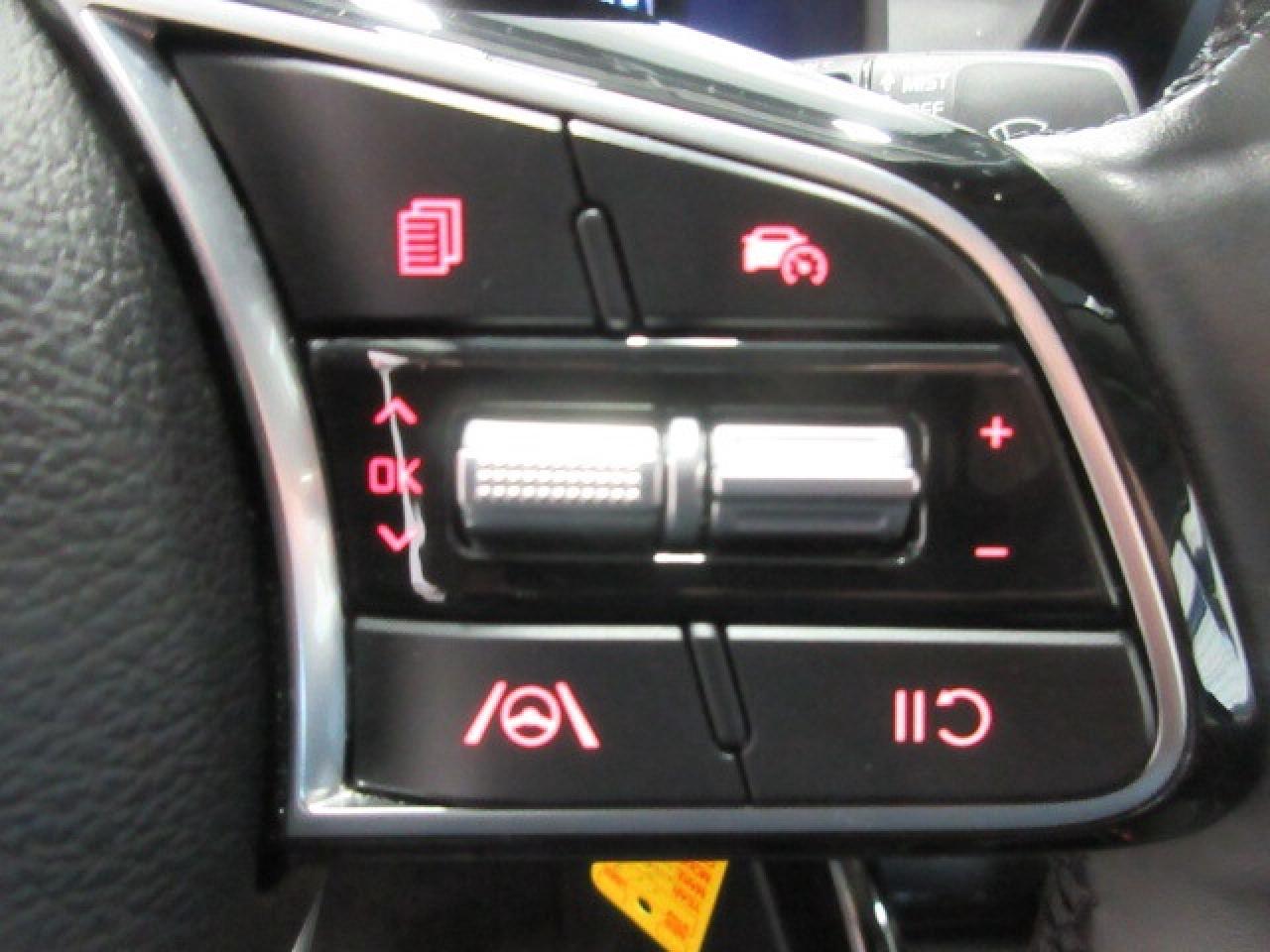 2024 Kia Forte EX, HTD. SEATS, A/C, APPLE/ANDROID, ALLOYS, 57K! Photo