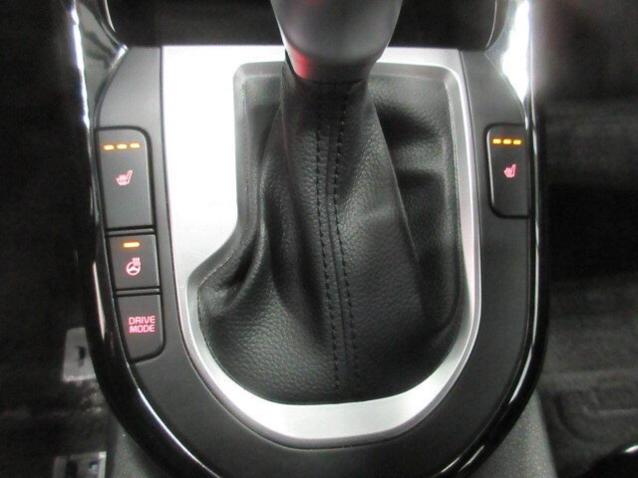 2024 Kia Forte EX, HTD. SEATS, A/C, APPLE/ANDROID, ALLOYS, 57K! Photo