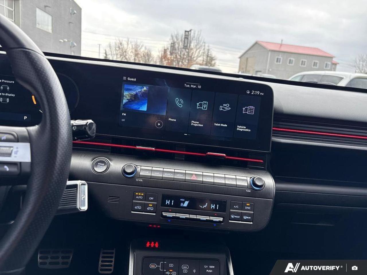 2024 Hyundai KONA N Line   CARPLAY   HEATED SEATS   8L/100KM Photo