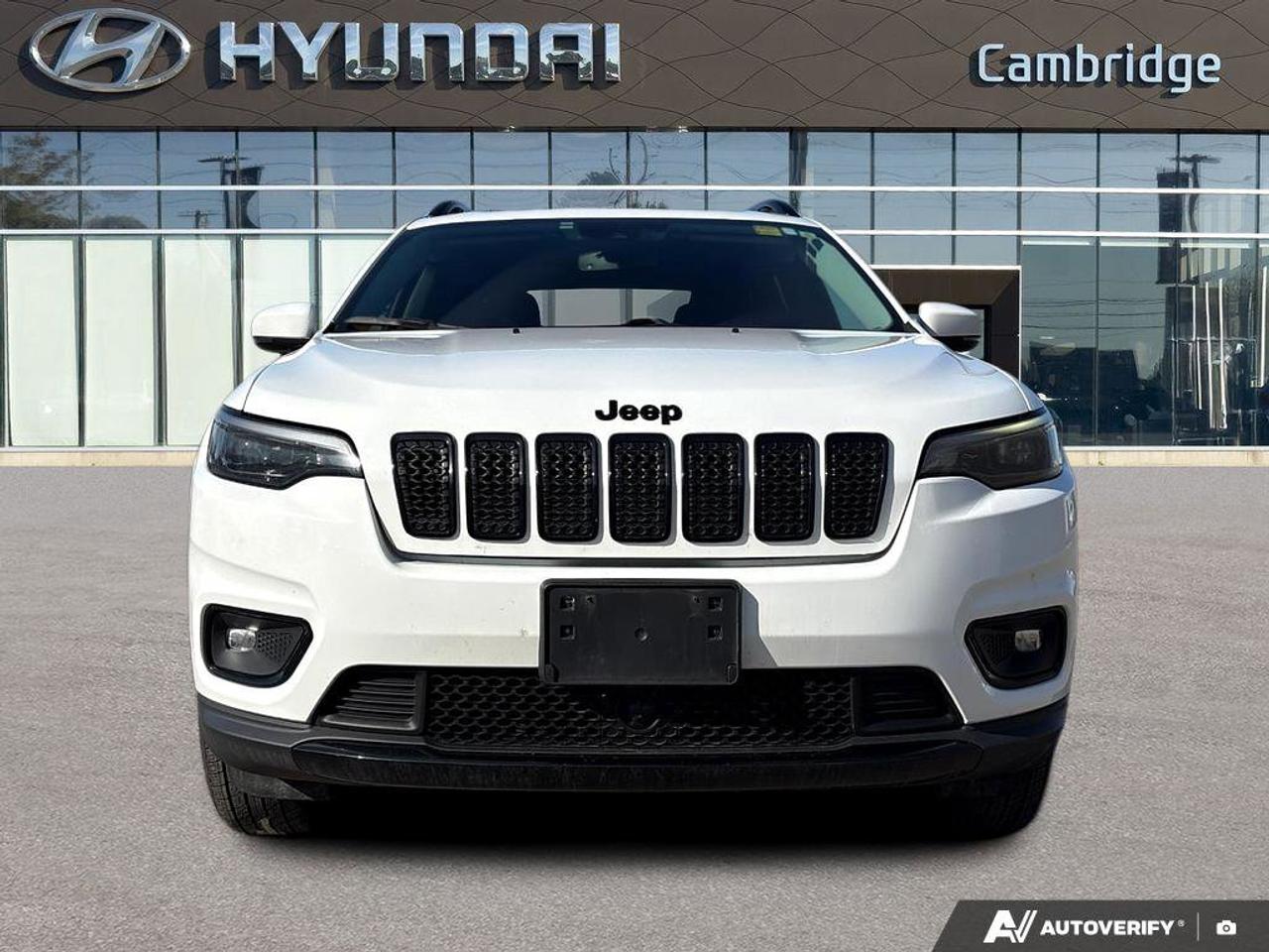 2021 Jeep Cherokee Altitude   NO ACCIDENTS   ONE OWNER   8.0L/100km Photo