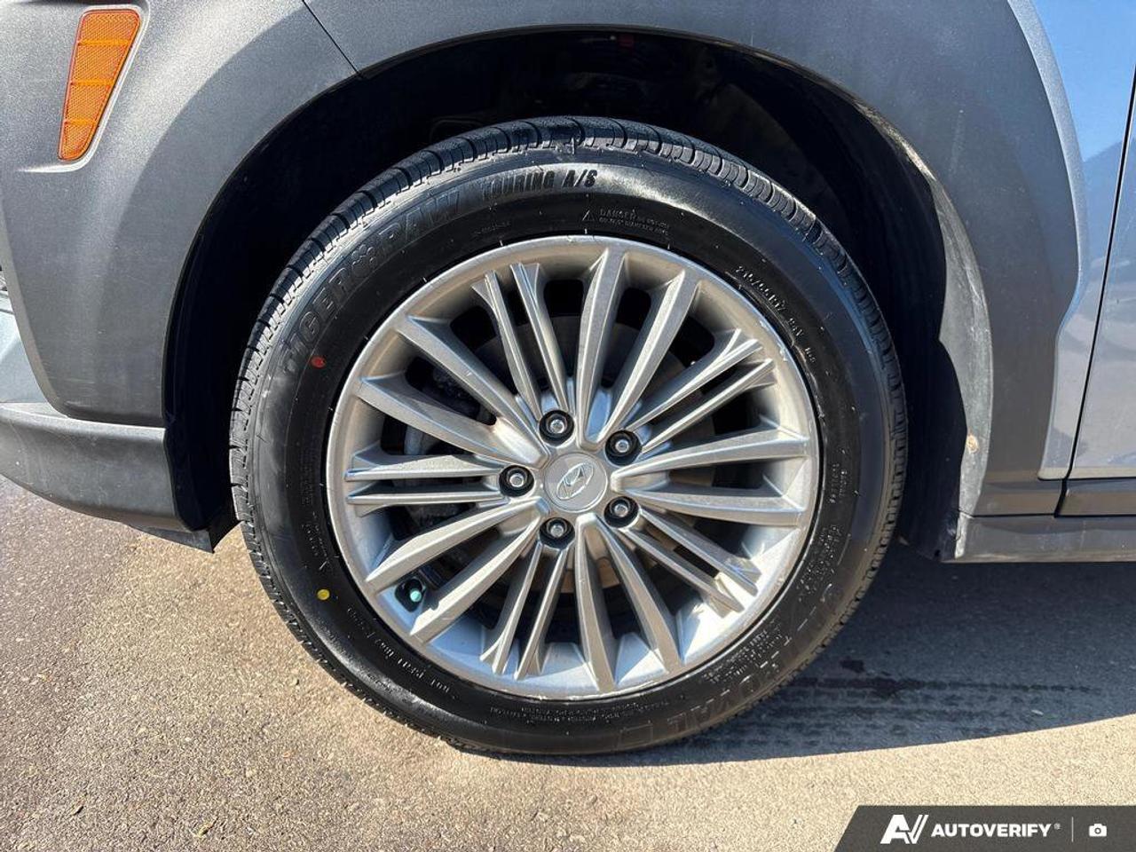 2019 Hyundai KONA LUXURY Photo