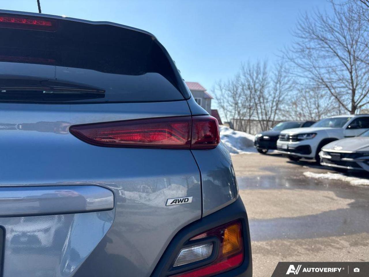 2019 Hyundai KONA LUXURY Photo