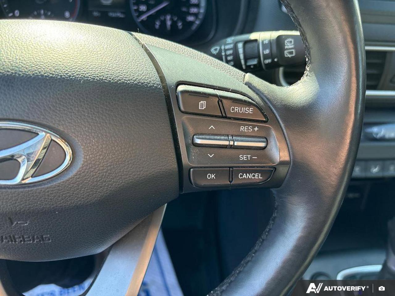 2019 Hyundai KONA LUXURY Photo