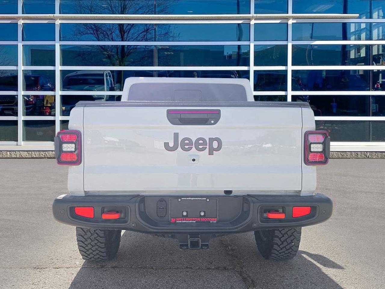 2026 Jeep Gladiator Mojave X | Clean Carfax | Executive Demo | Great Value | Factory Warranty | Low KMS | Photo