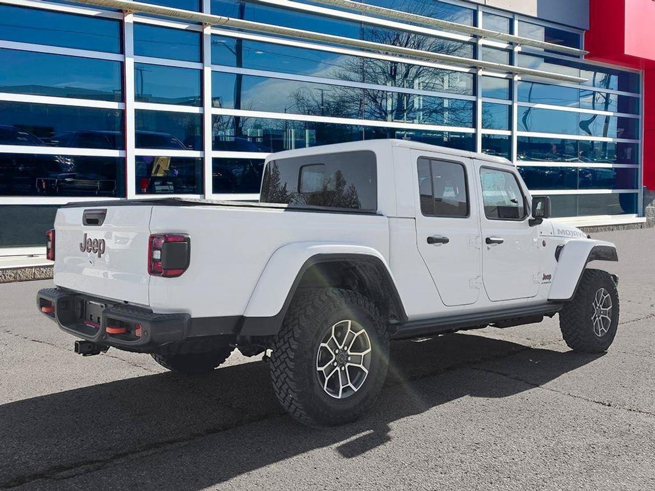 2026 Jeep Gladiator Mojave X | Clean Carfax | Executive Demo | Great Value | Factory Warranty | Low KMS | Photo4
