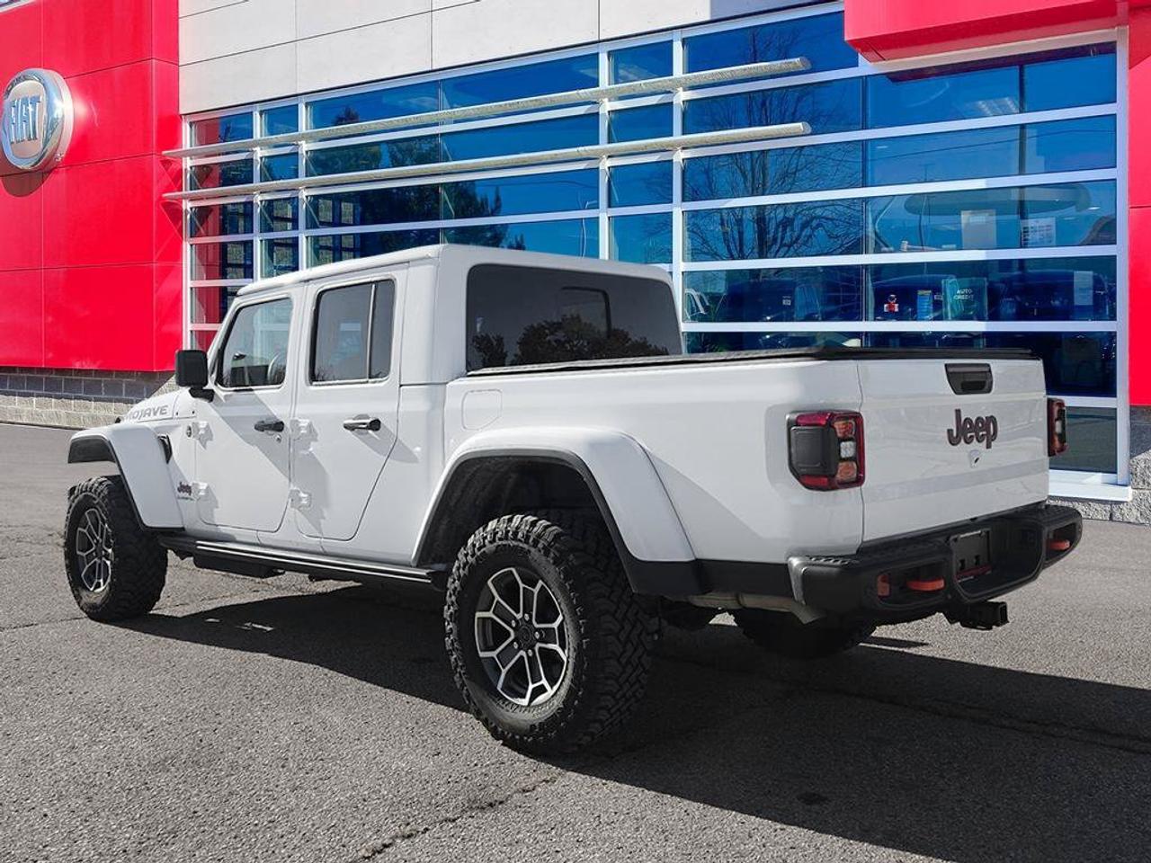 2026 Jeep Gladiator Mojave X | Clean Carfax | Executive Demo | Great Value | Factory Warranty | Low KMS | Photo2