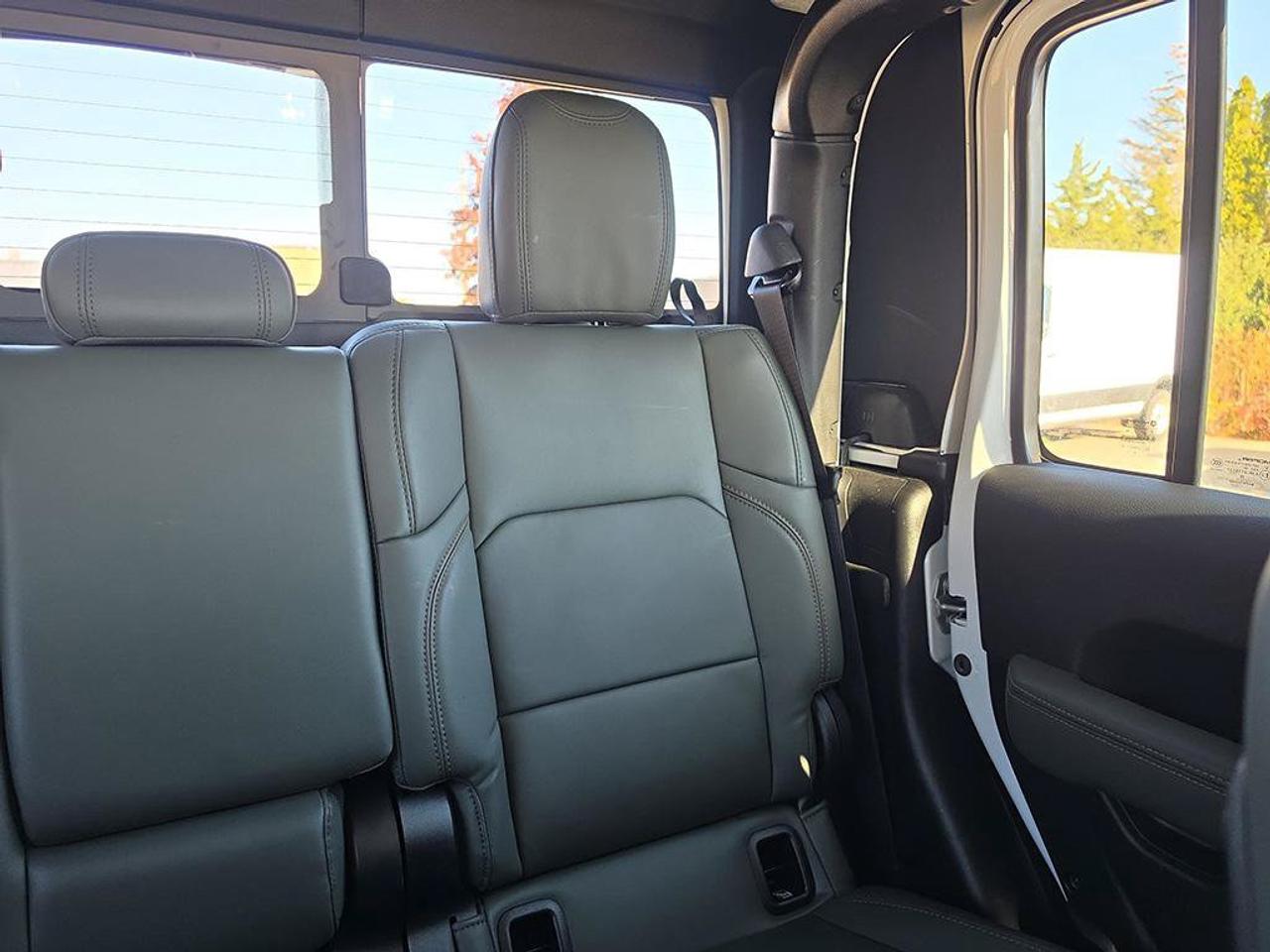 2026 Jeep Gladiator Mojave X | Clean Carfax | Executive Demo | Great Value | Factory Warranty | Low KMS | Photo