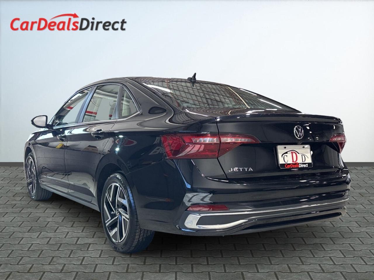 2023 Volkswagen Jetta Highline/ Drive Assist/NAVI/Leather/Sunroof/Remote Photo4