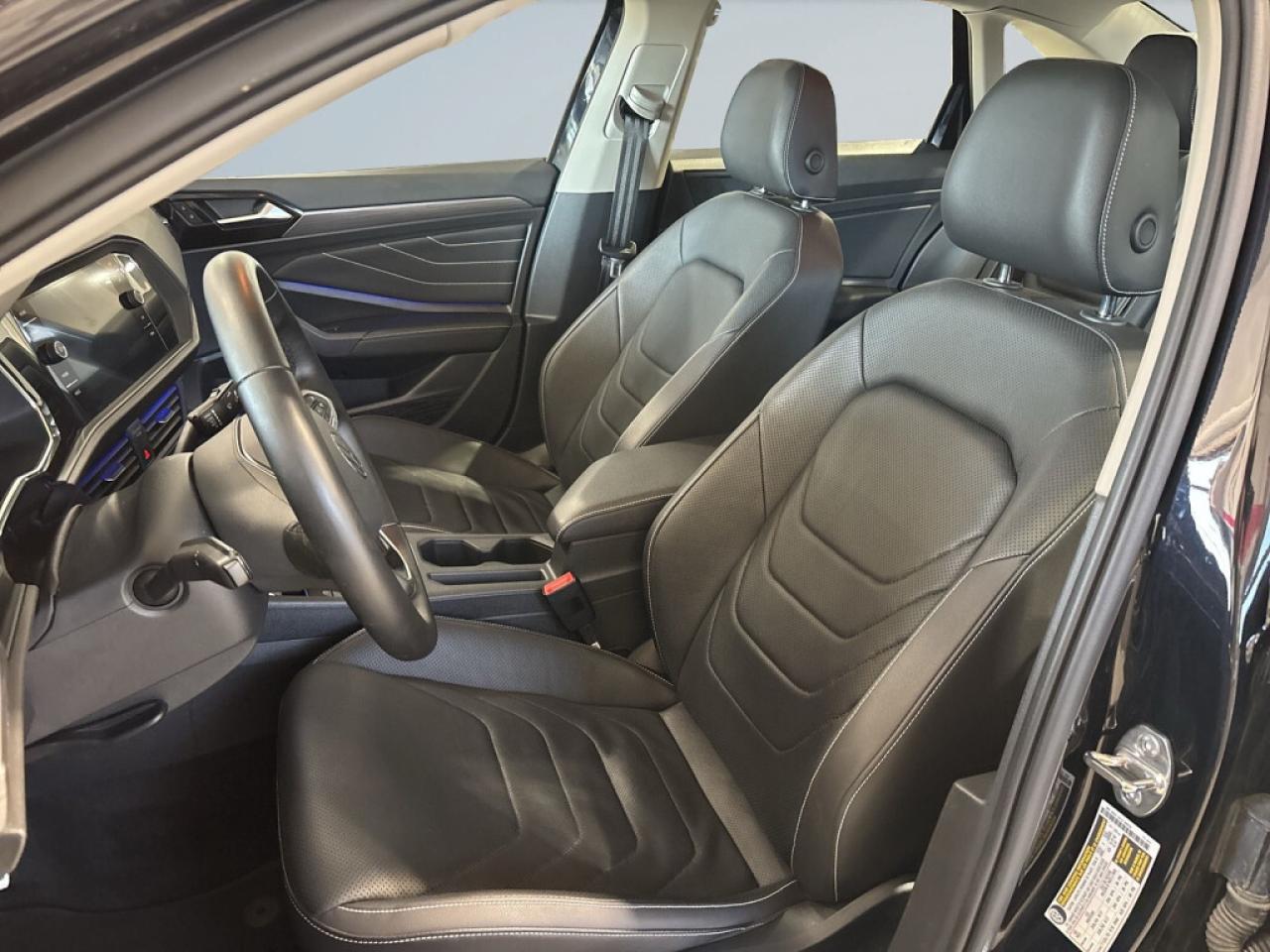 2023 Volkswagen Jetta Highline/ Drive Assist/NAVI/Leather/Sunroof/Remote Photo