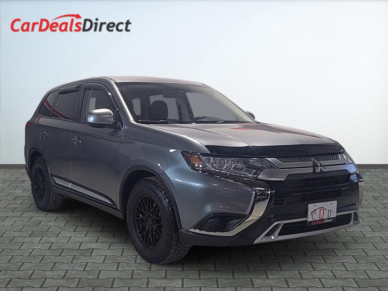 2019 Mitsubishi Outlander ES AWD/ Heated Seats/BAck up Cam/ Blueototh/Clean Photo0