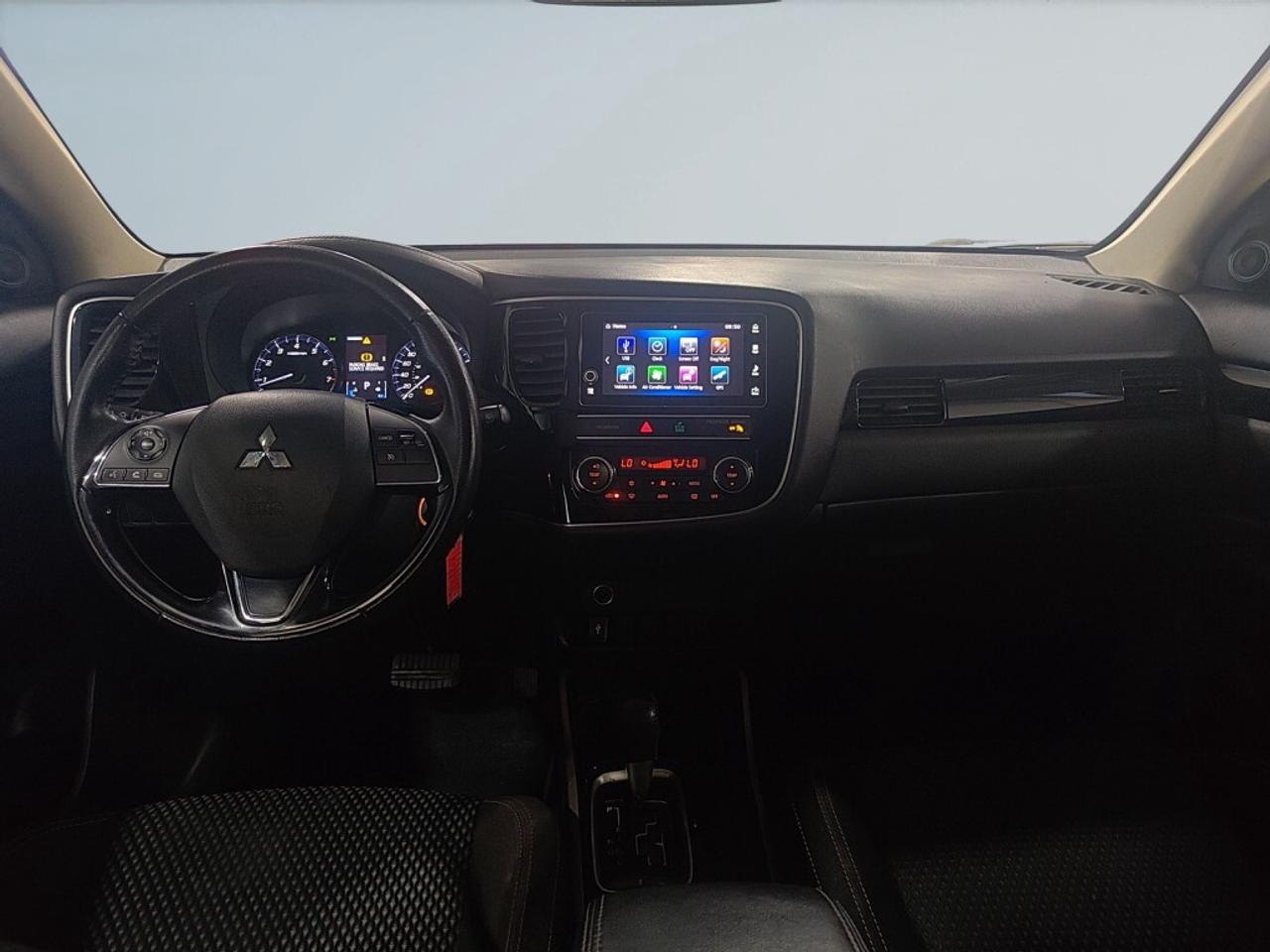 2019 Mitsubishi Outlander ES AWD/ Heated Seats/BAck up Cam/ Blueototh/Clean Photo