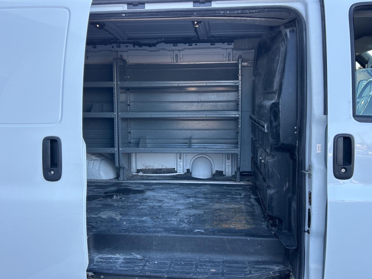 2021 Chevrolet Express RWD 2500 135 Photo