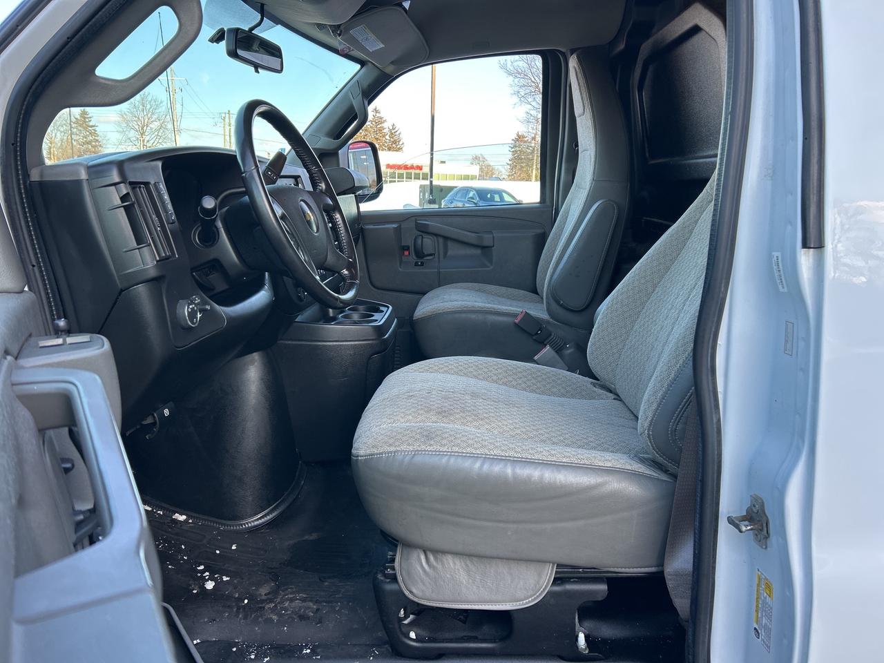 2021 Chevrolet Express RWD 2500 135 Photo