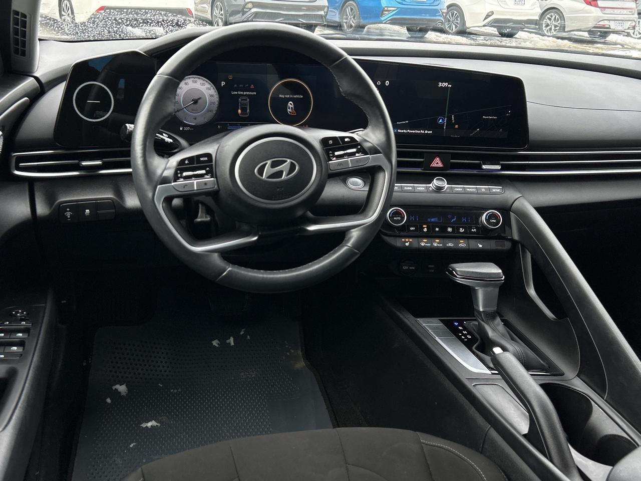 2024 Hyundai Elantra Preferred Photo
