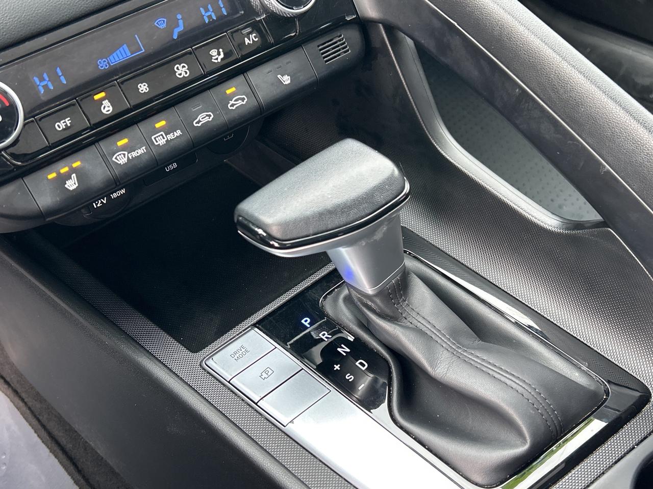 2024 Hyundai Elantra Preferred Photo