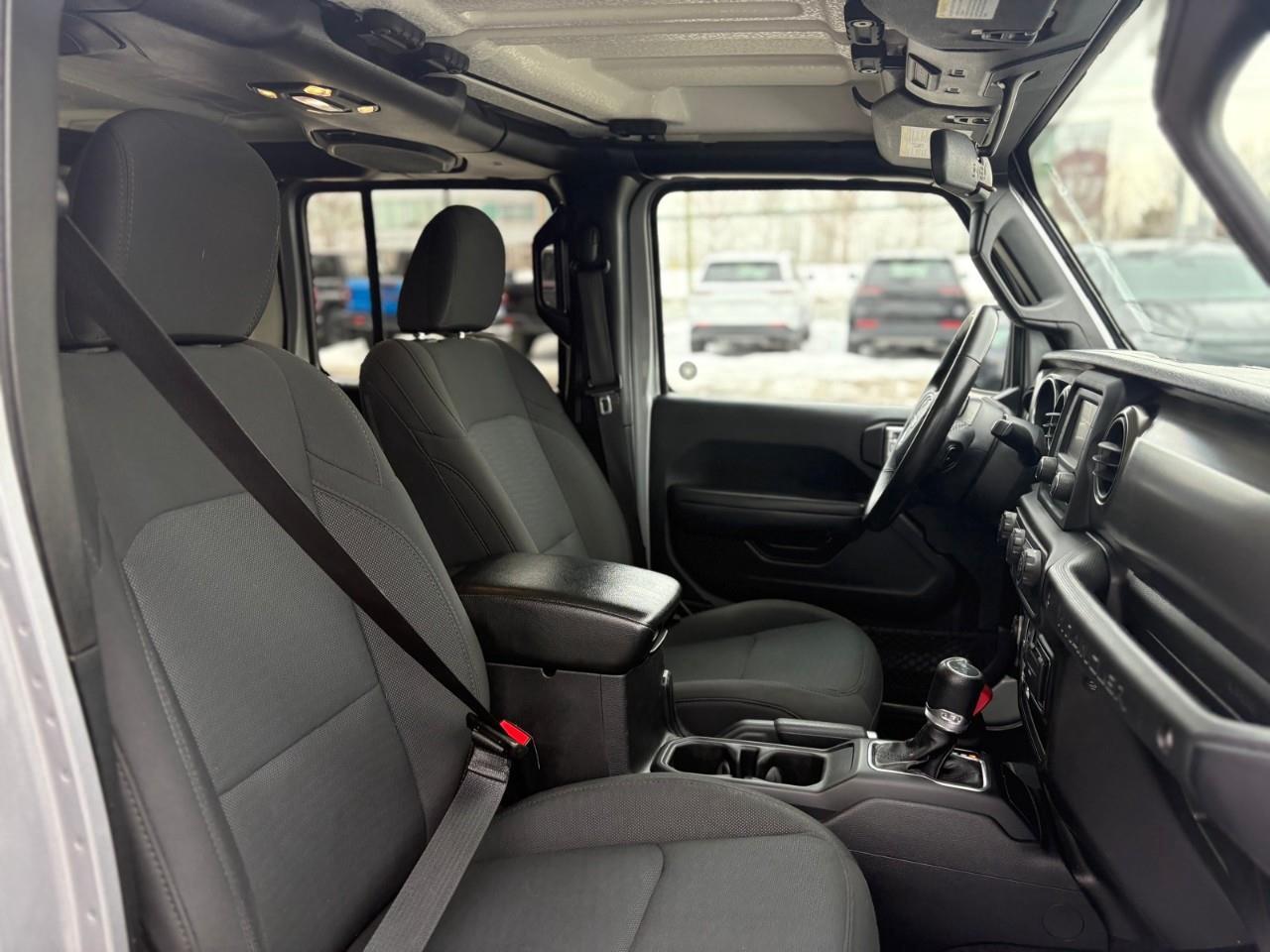 2019 Jeep WRANGLER UNLIMITED Sport 4dr 4x4 Photo