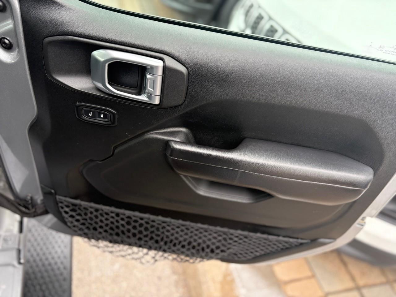 2019 Jeep WRANGLER UNLIMITED Sport 4dr 4x4 Photo