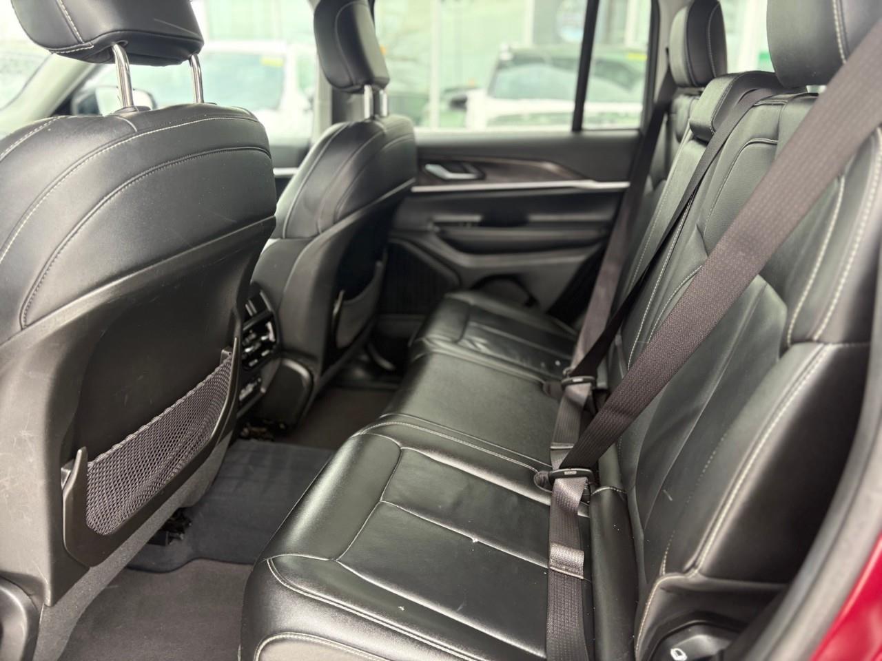 2023 Jeep Grand Cherokee Limited 4dr 4x4 Photo