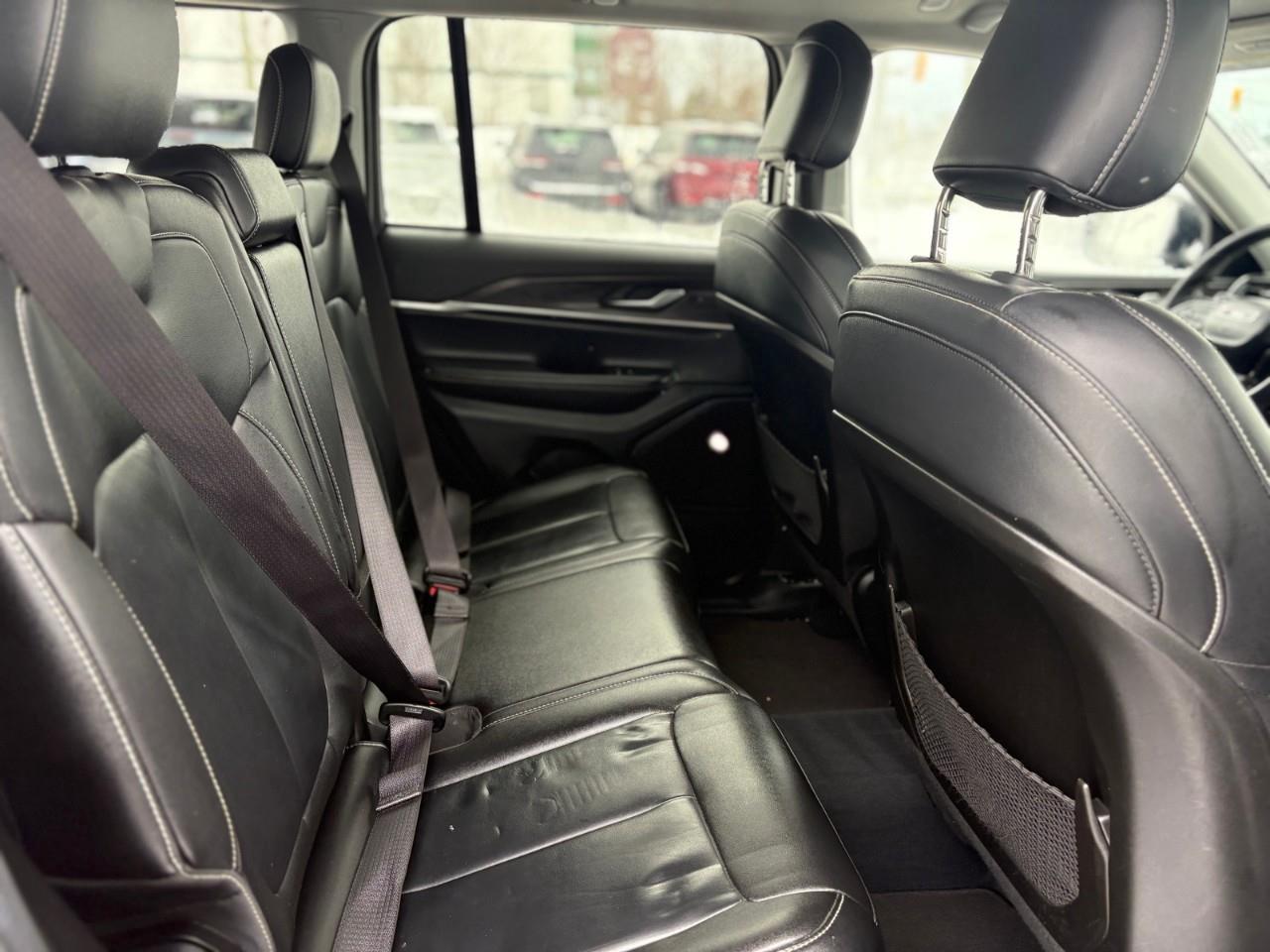 2023 Jeep Grand Cherokee Limited 4dr 4x4 Photo