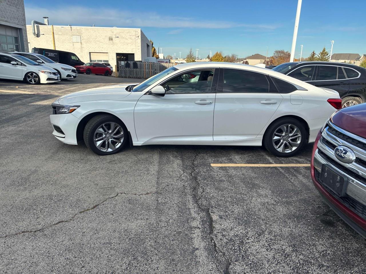 2018 Honda Accord LX (CVT) 4dr Sedan Photo