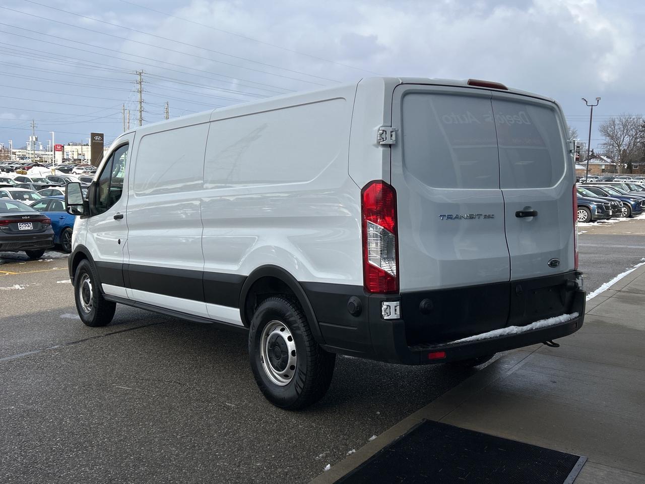 2024 Ford Transit Cargo Van T-250 130 Low Rf 9070 GVWR   Clean Carfax Photo