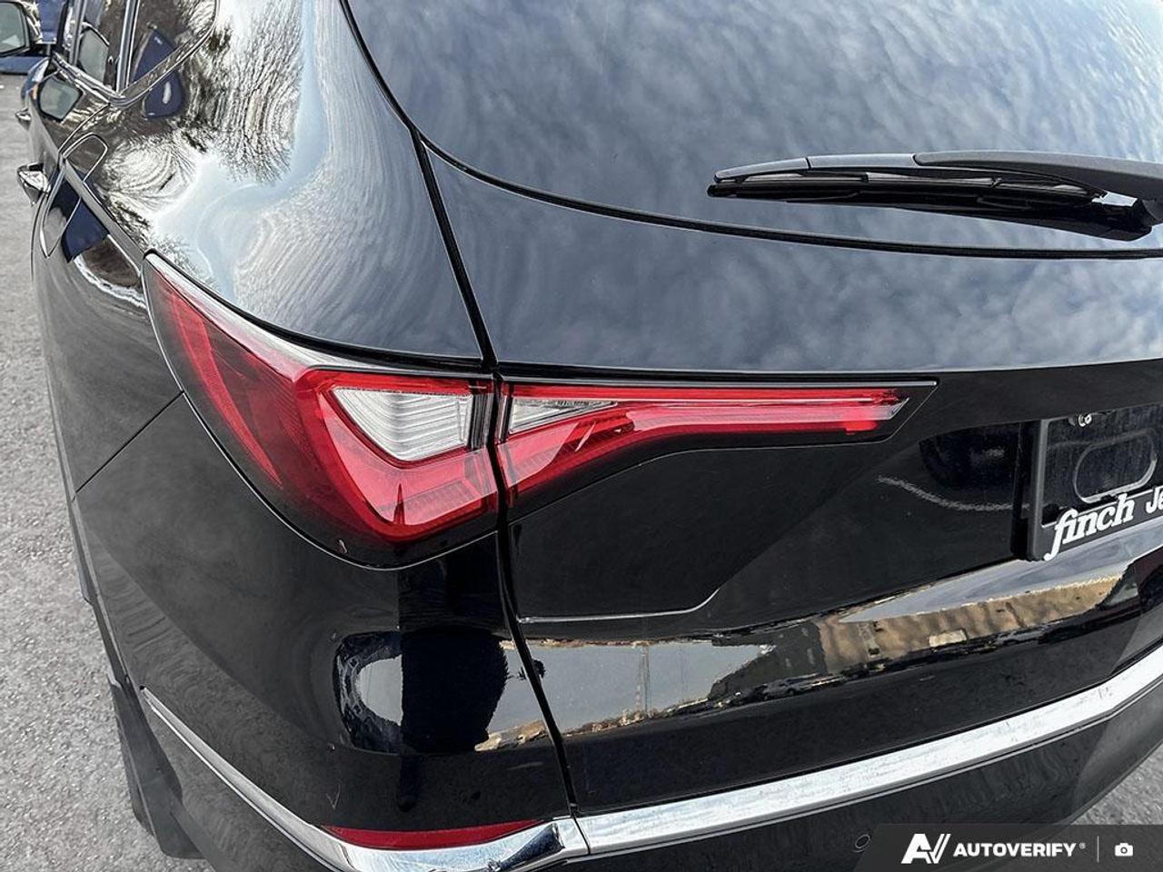 2022 Acura MDX Platinum Elite 4dr SH-AWD Photo
