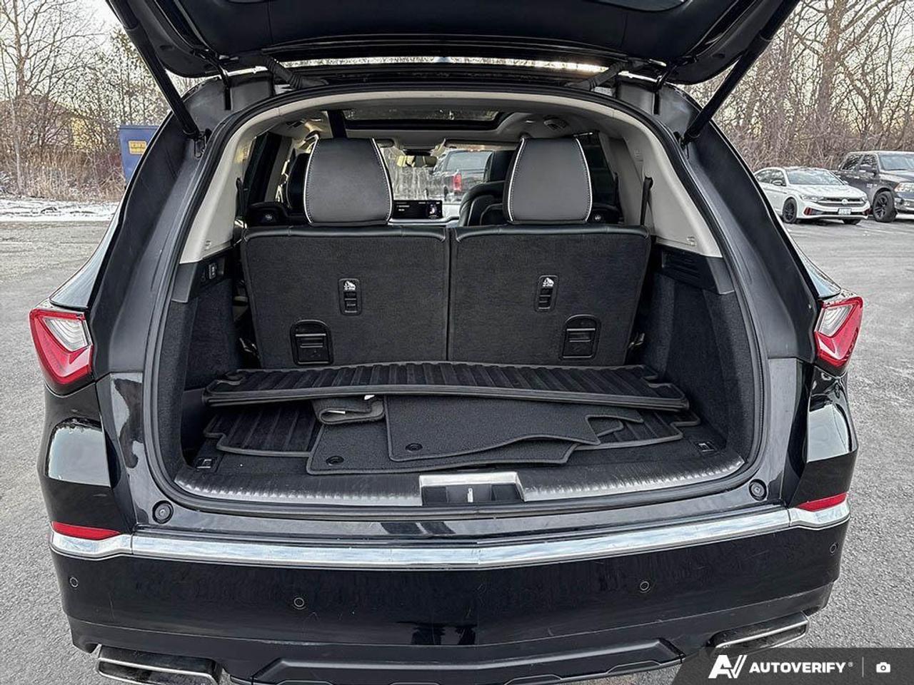 2022 Acura MDX Platinum Elite 4dr SH-AWD Photo