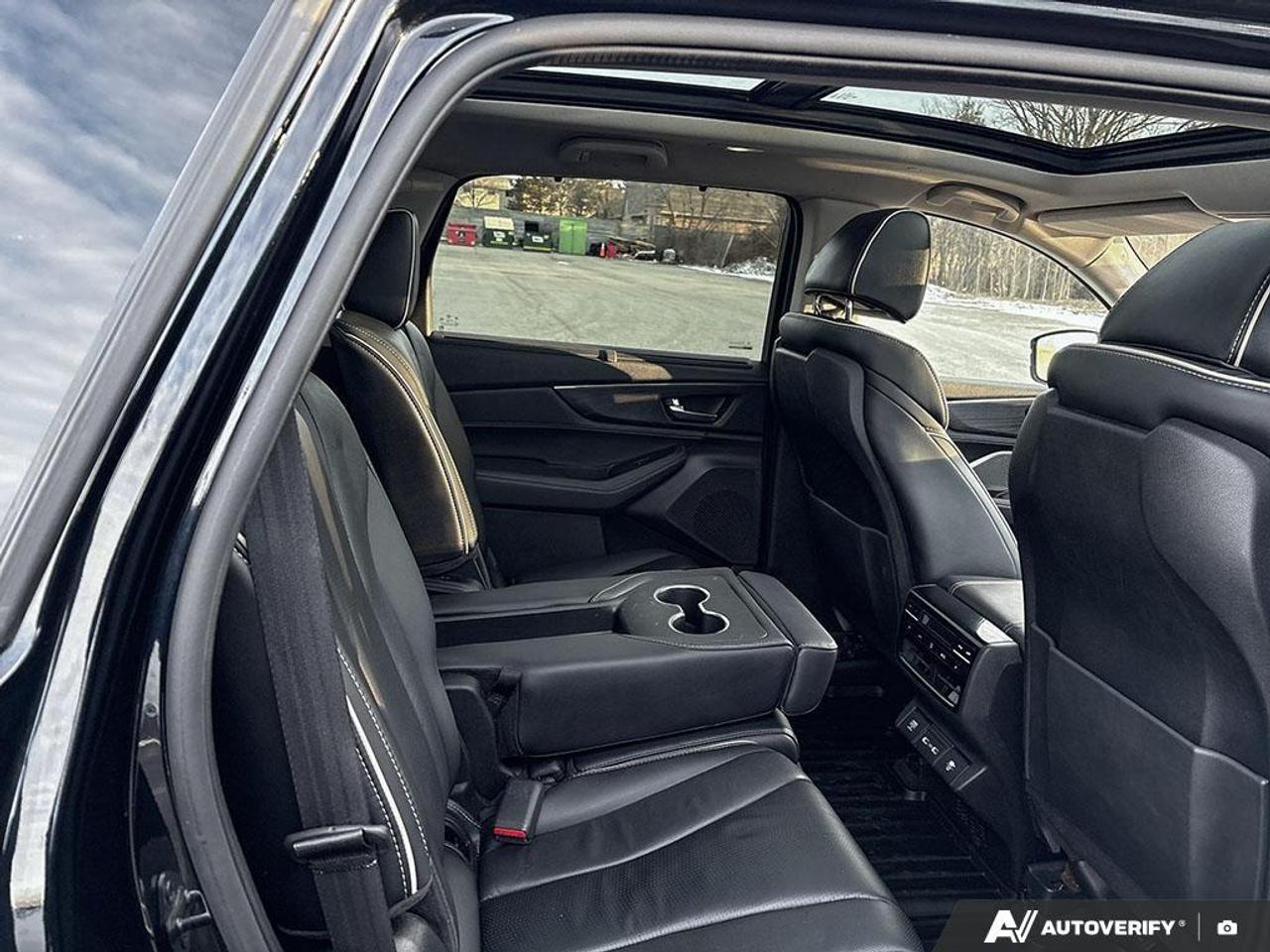 2022 Acura MDX Platinum Elite 4dr SH-AWD Photo