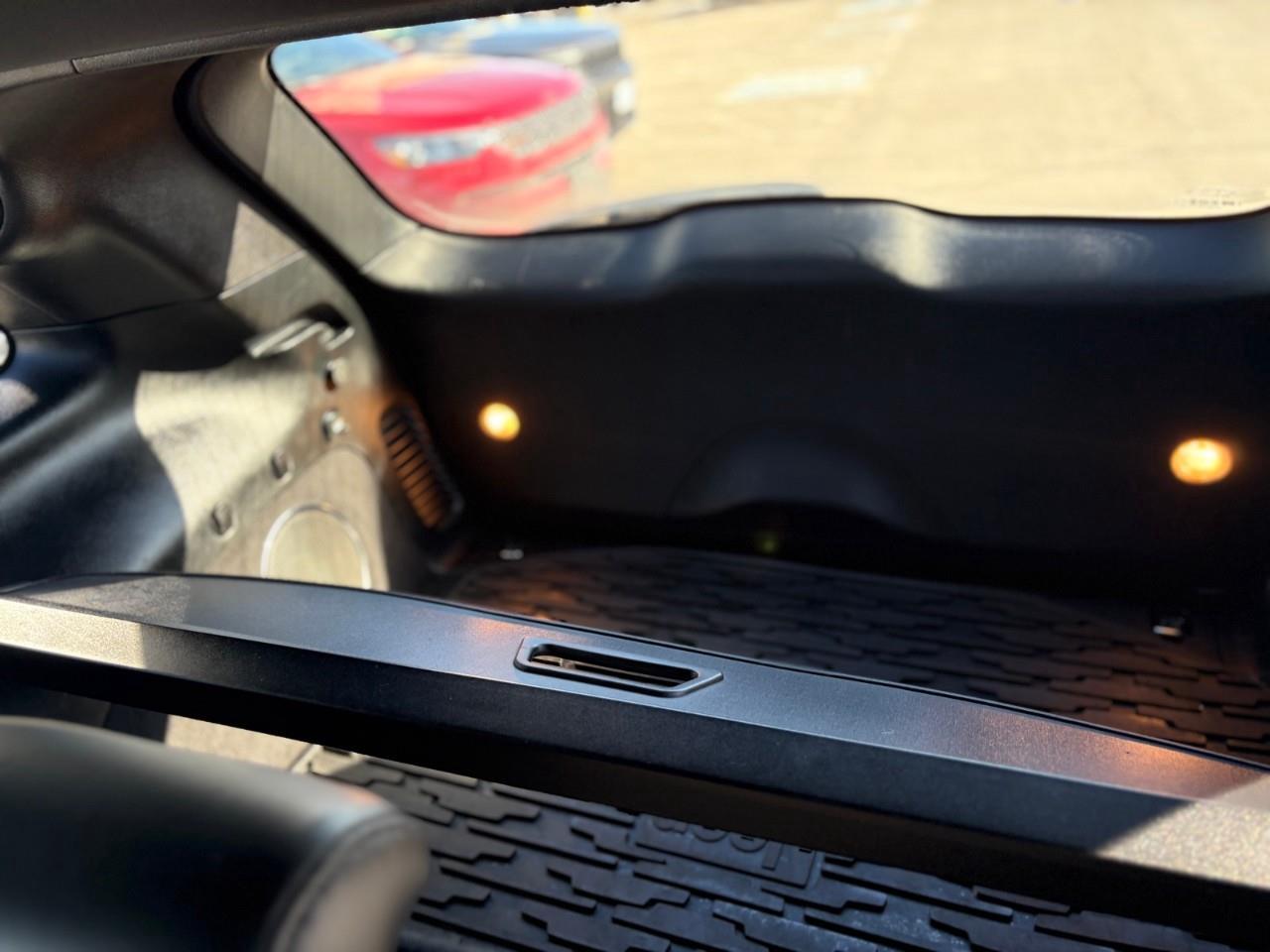 2020 Jeep Grand Cherokee Laredo 4dr 4x4 Photo